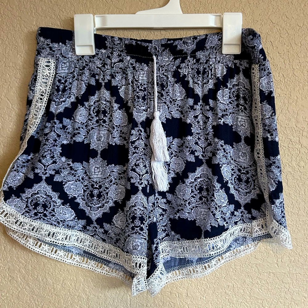 Navy Blue Elastic Summer Shorts, Size Medium